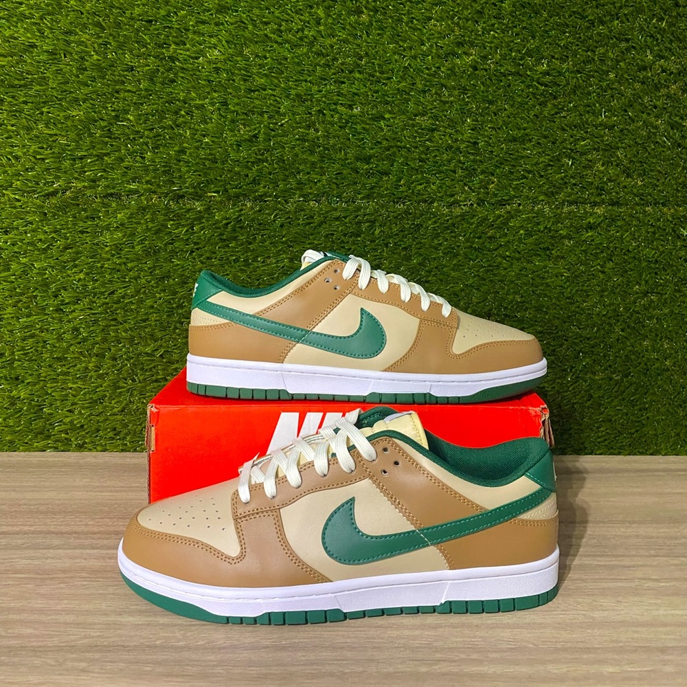 Nike Dunk Lows (Rattan Gorge Green)